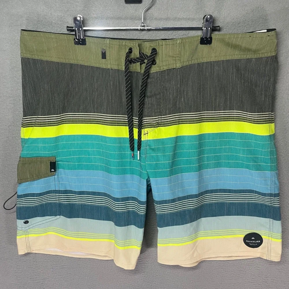 Quiksilver Swell‎ Vision Vee 20 Board Shorts Mens 36 Stripe EQYBS03630